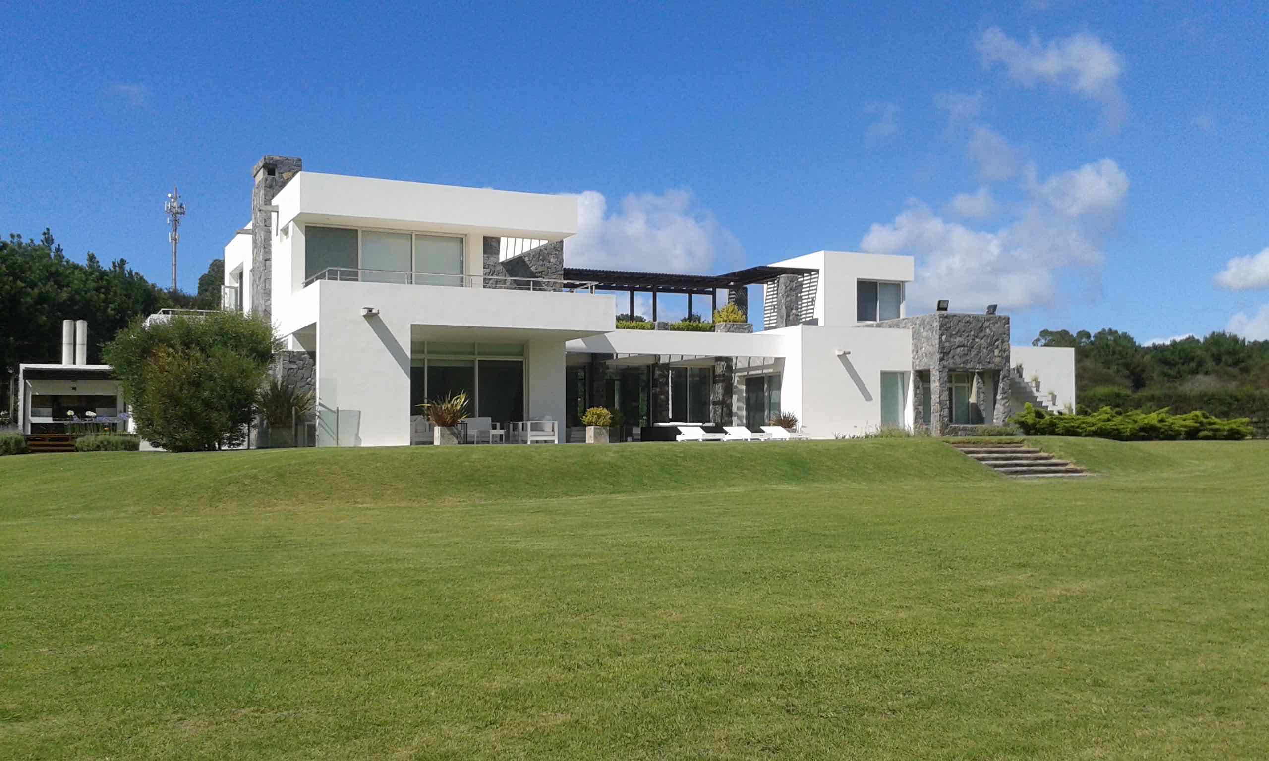 House for sale in Manantiales, Maldonado