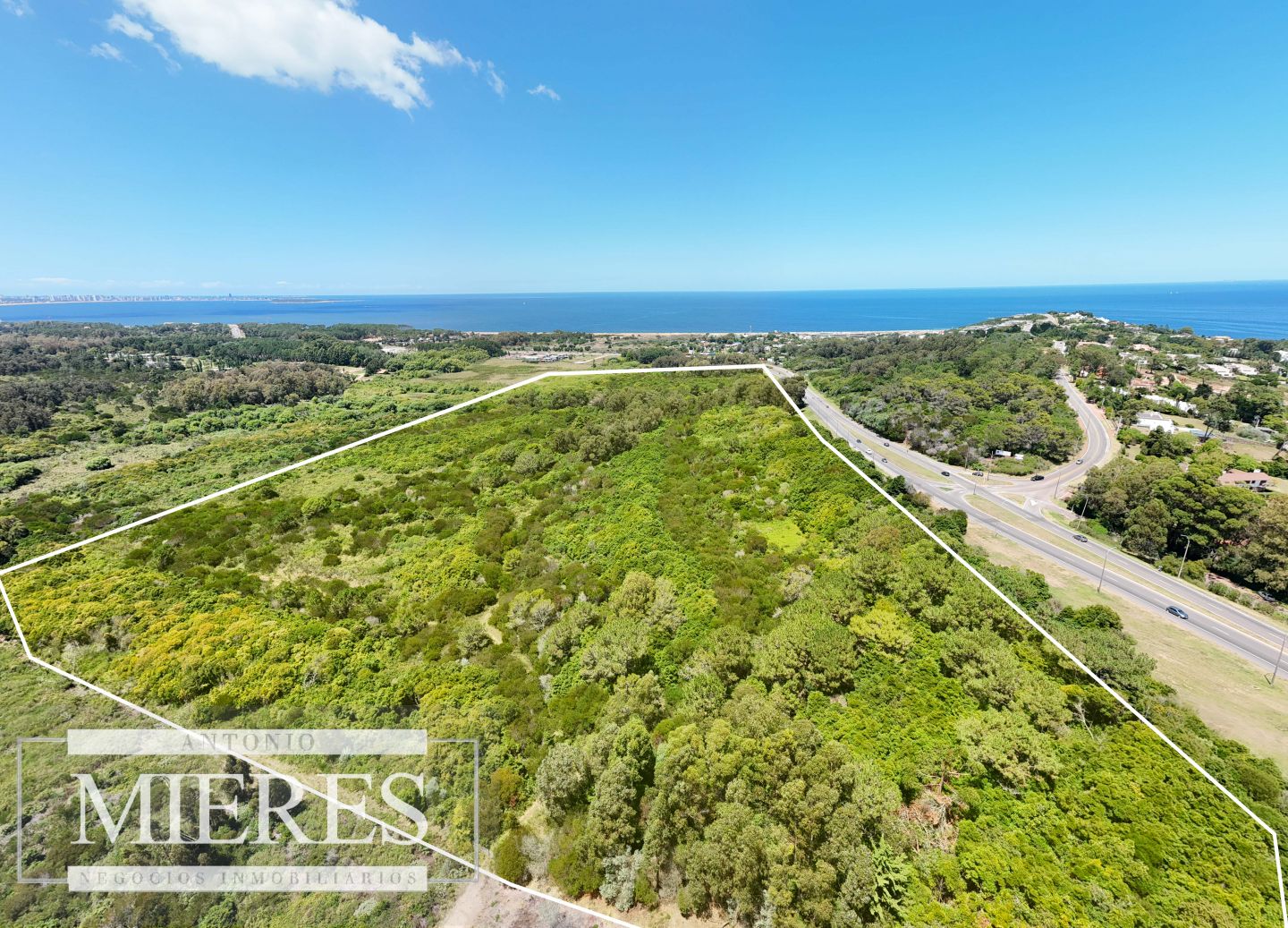 Lot for sale in Punta Ballena, Maldonado